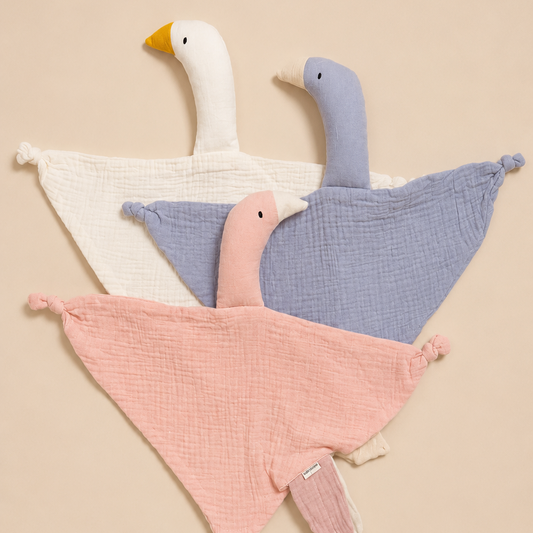 Dottie the Duck - Muslin Comforter