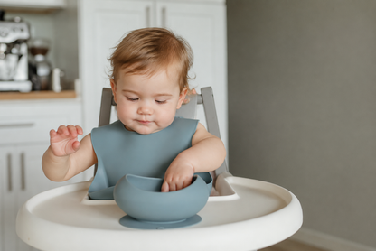 Stay Put Feeding Set