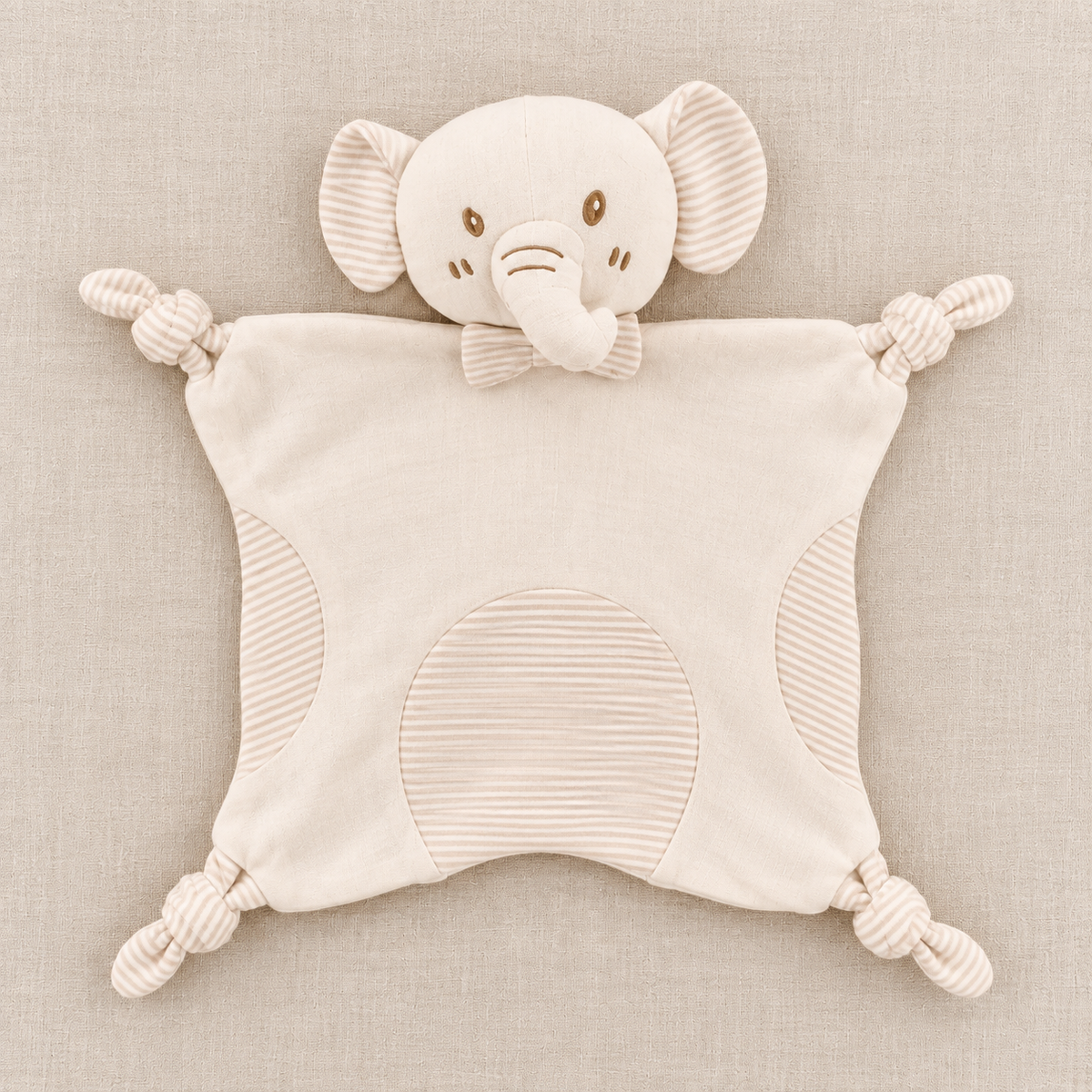 Knot & Cuddle Organic Comforter